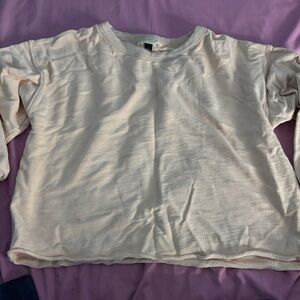 Universal Thread Cream Crew Neck Sweater